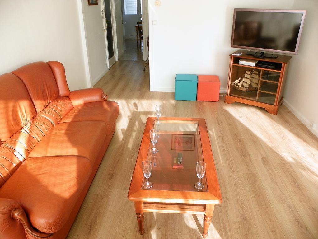 Appartement T3 Lumineux Et Tout Confort De 72 M2 Avec Parking Privatif La Rochelle  Exteriér fotografie